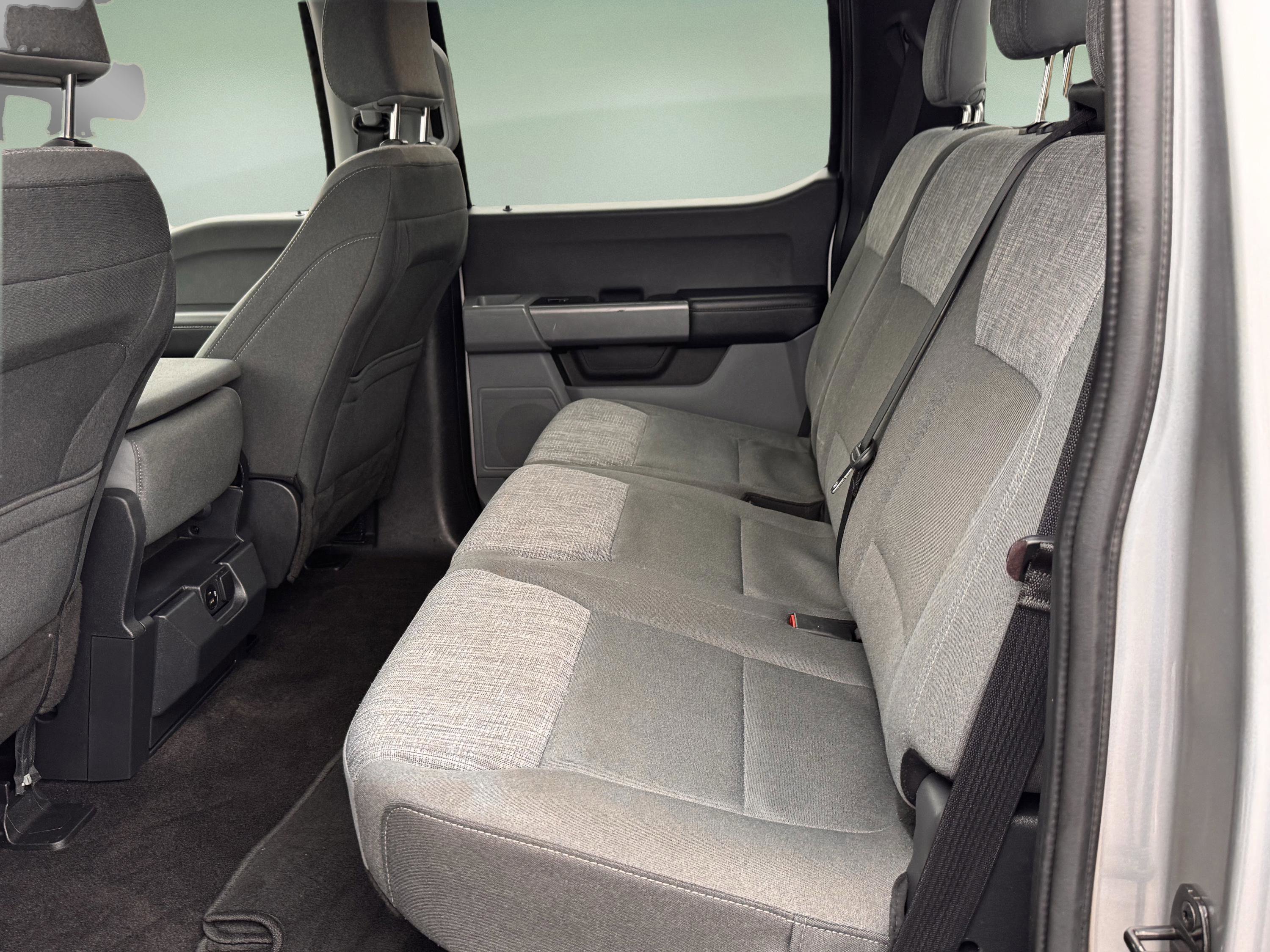 Used 2022 Ford F150 XLT w/ Trailer Tow Package image 12