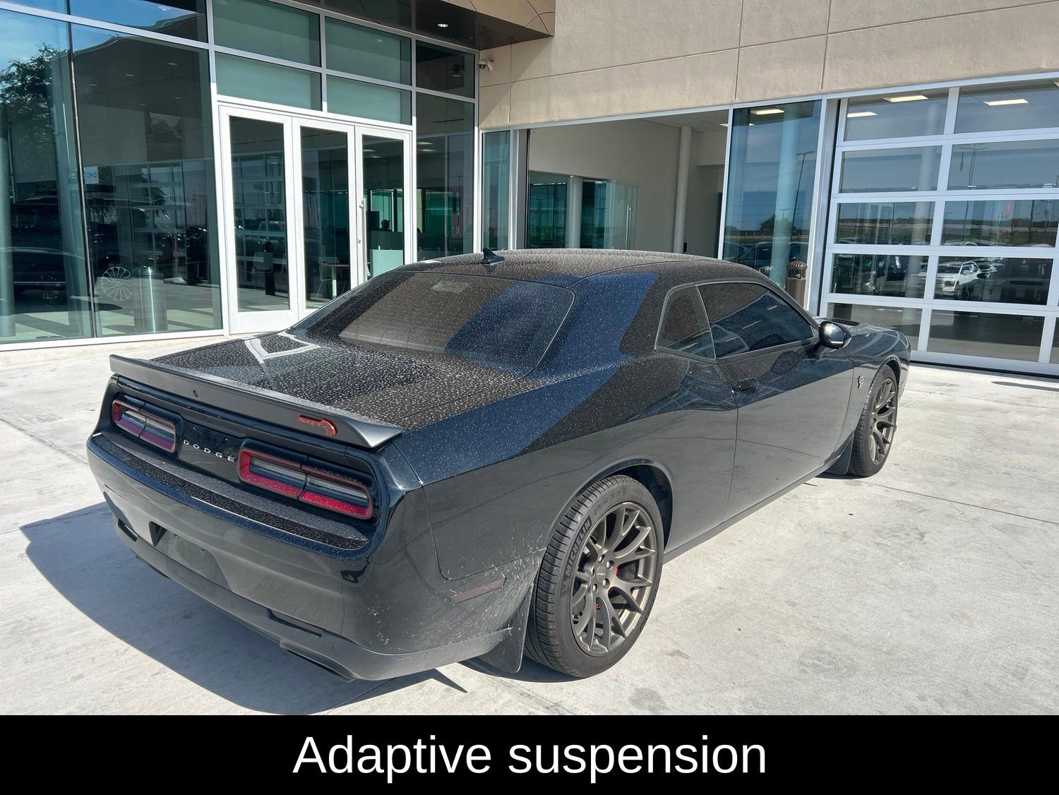 Used 2016 Dodge Challenger SRT Hellcat RWD image 6