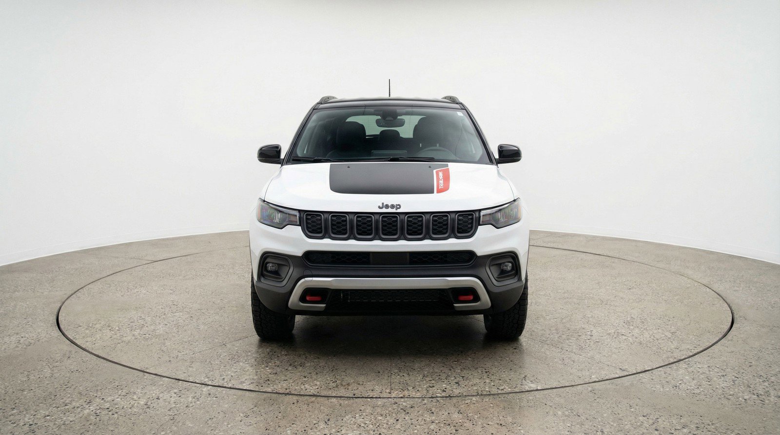 Used 2025 Jeep Compass Trailhawk image 2