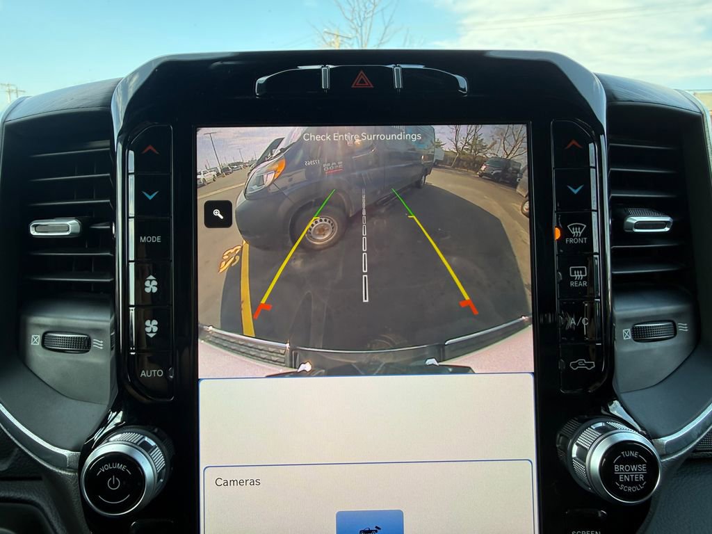 Used 2023 RAM 1500 Laramie image 24