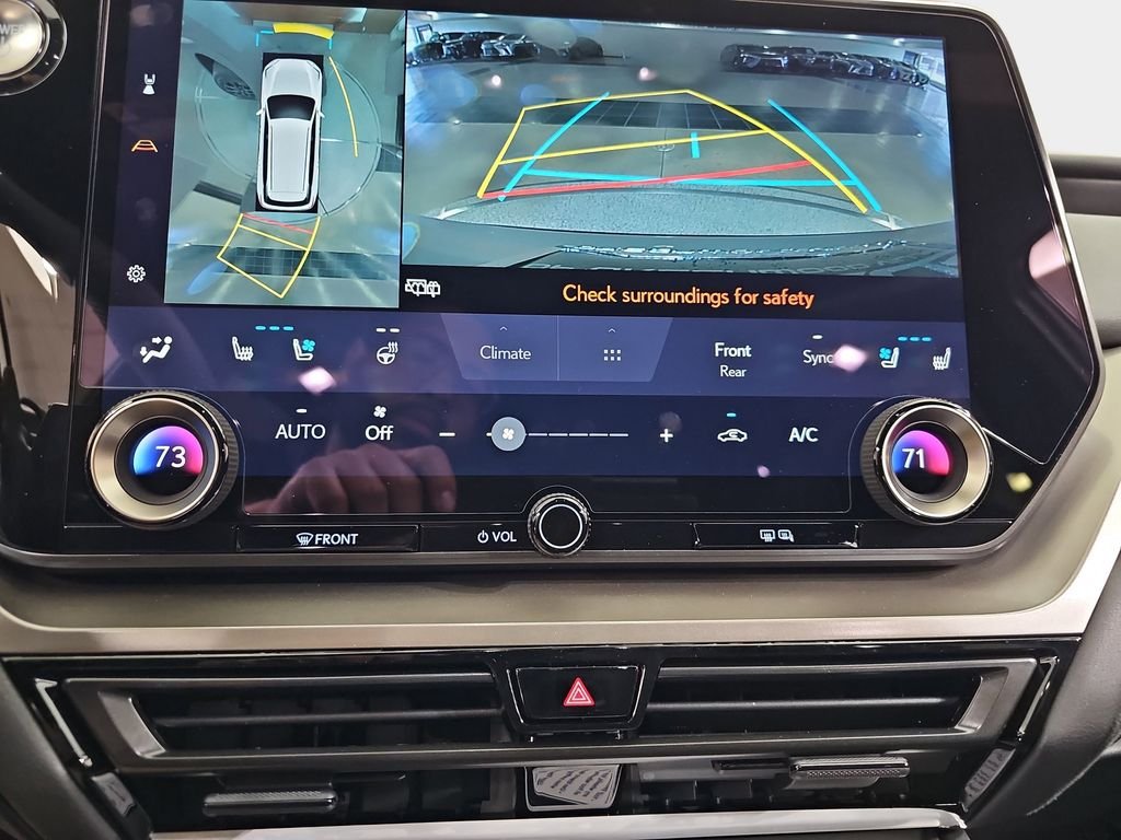 New 2026 Lexus TX 500h AWD image 24
