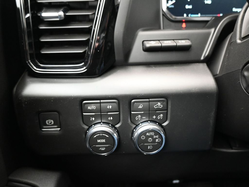 New 2026 GMC Sierra 1500 AT4 w/ AT4 Premium Package AWD/4WD image 22