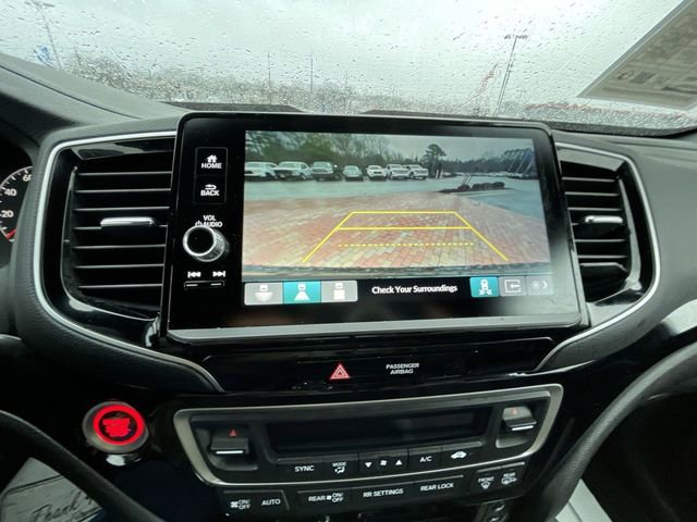 Used 2025 Honda Ridgeline Black Edition image 13