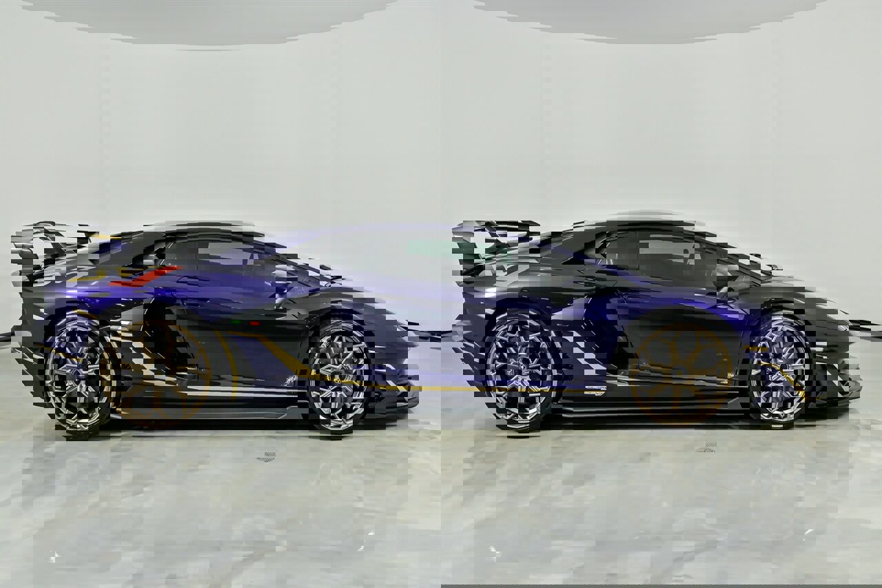 Used 2019 Lamborghini Aventador SVJ image 20