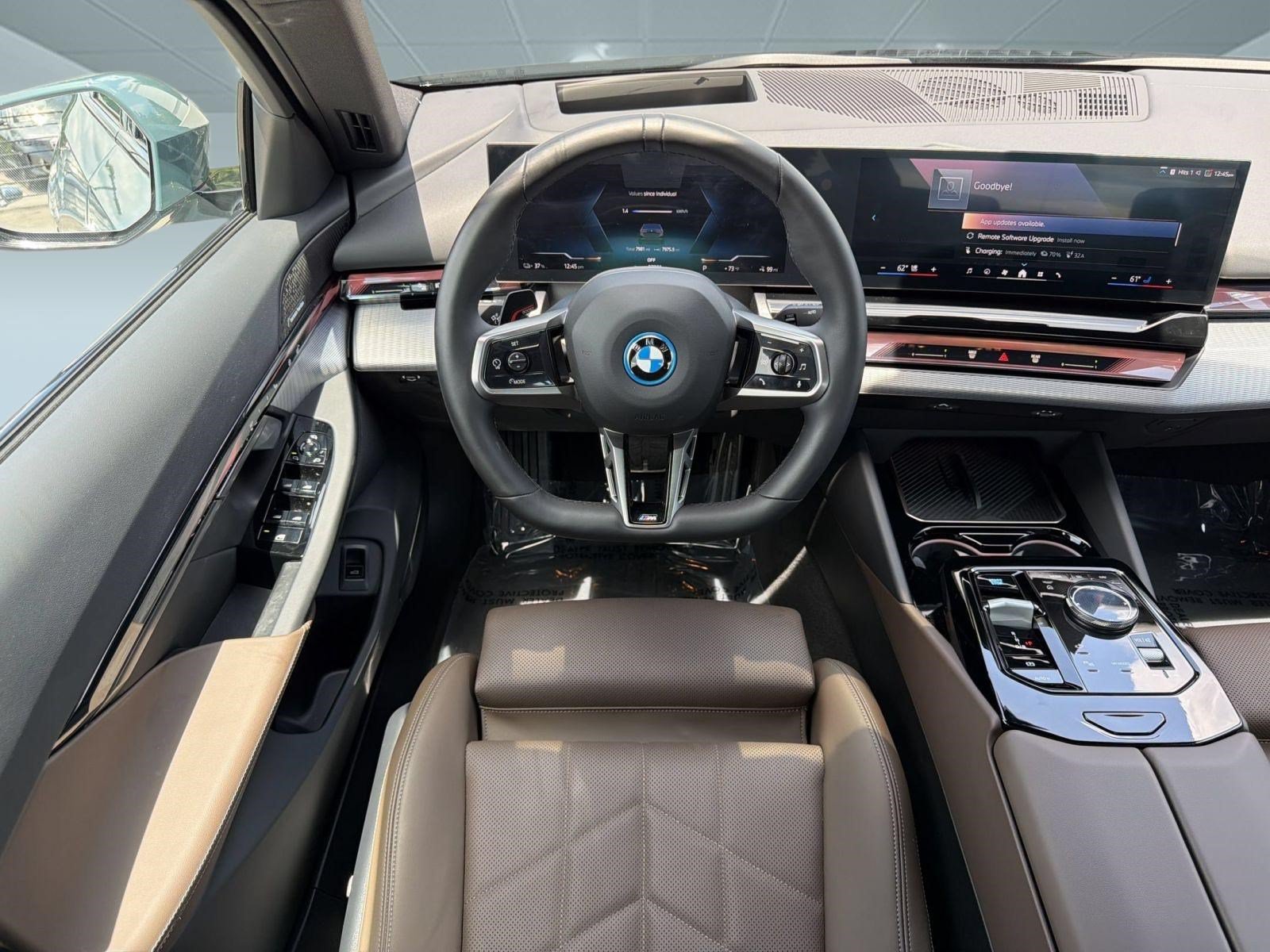 Used 2026 BMW i5 eDrive40 w/ M Sport Package AWD/4WD image 28