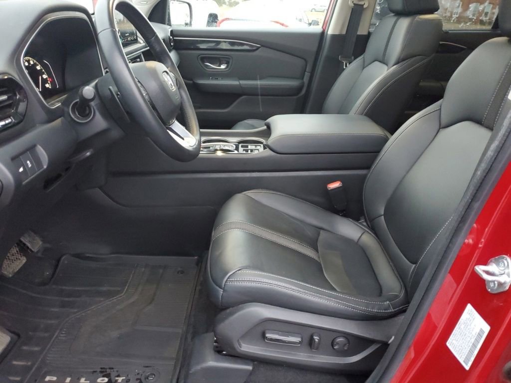 Used 2023 Honda Pilot Touring image 24