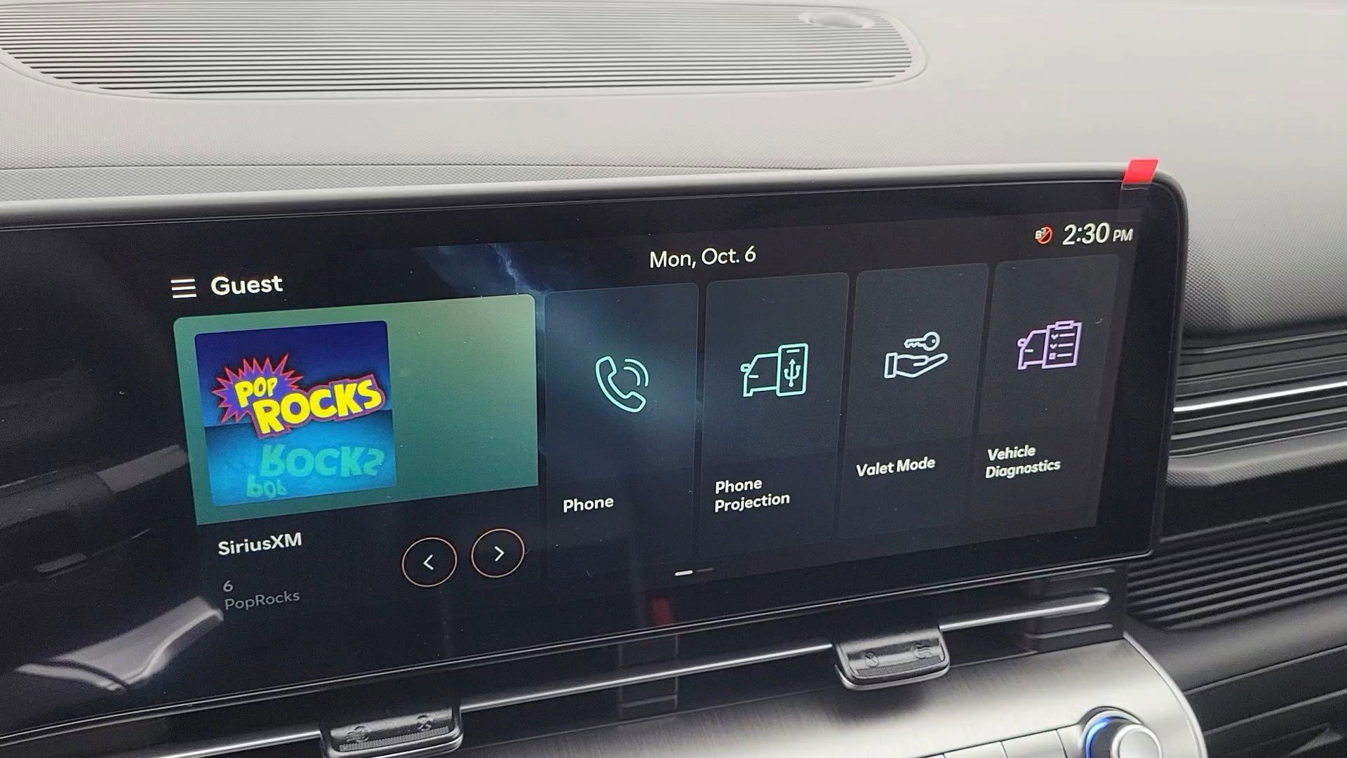 New 2026 Hyundai Kona SEL Premium image 16