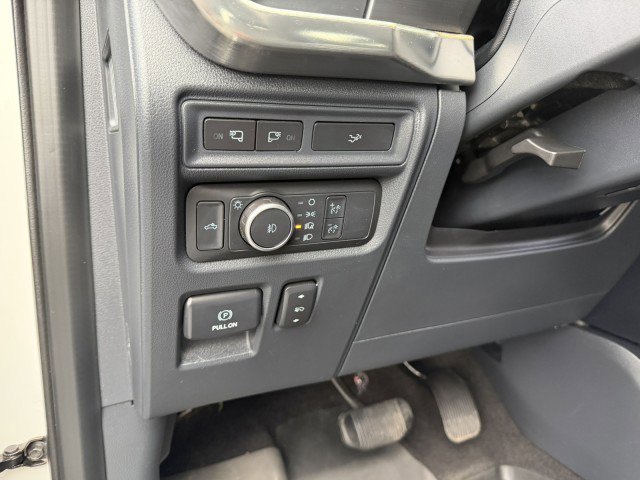 Used 2023 Ford F150 Lariat w/ Max Trailer Tow Package image 16