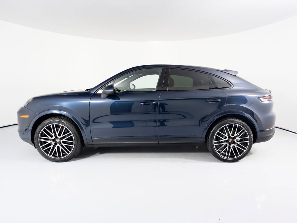 New 2026 Porsche Cayenne Coupe AWD/4WD image 2