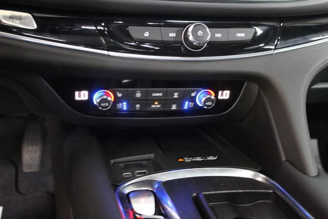 Used 2022 Buick Enclave Avenir w/ Avenir Technology Package AWD/4WD image 20