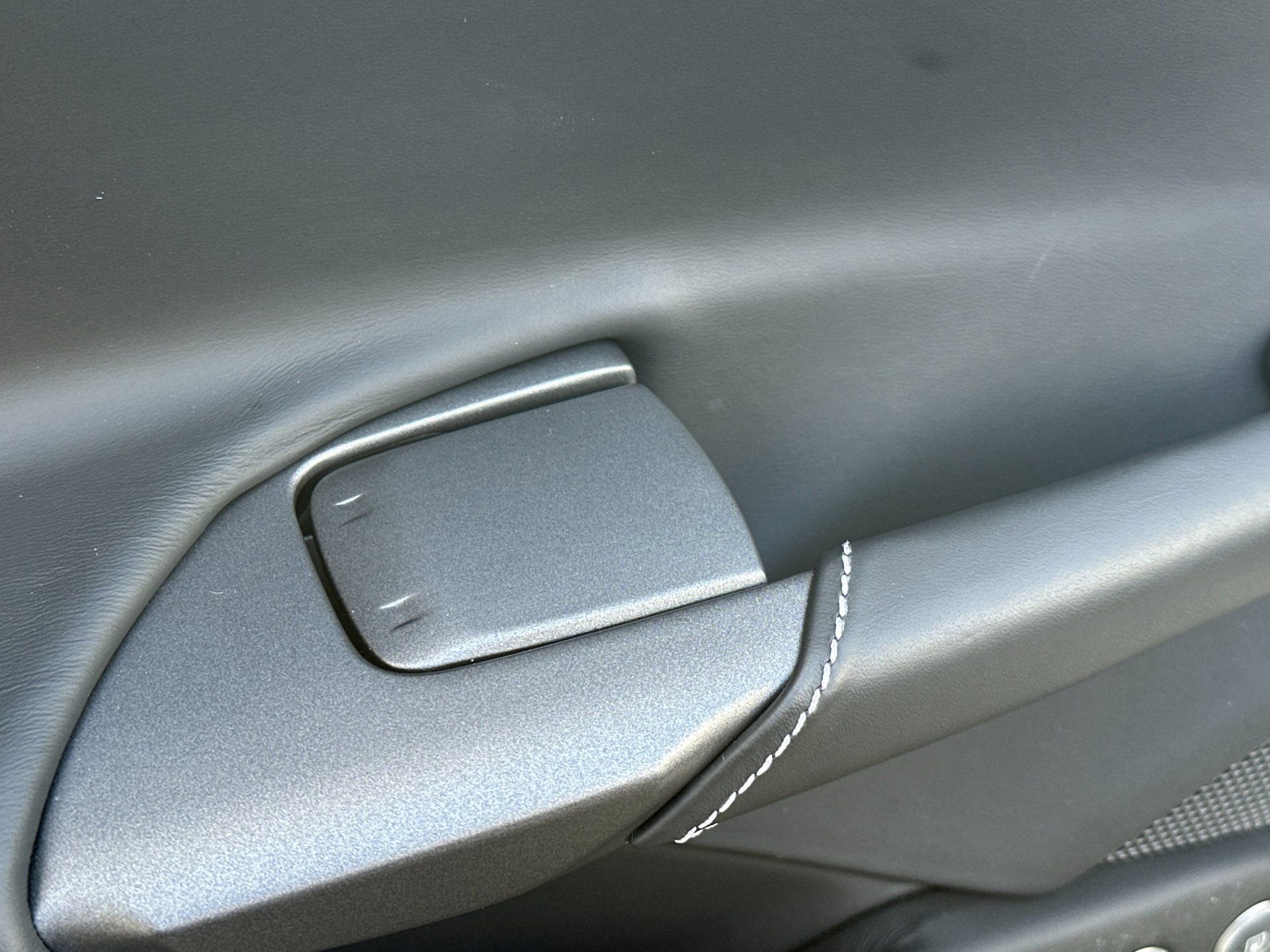 Used 2018 Ferrari 488 Spider image 13