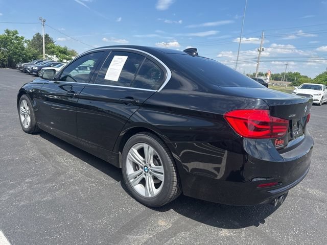 Used 2018 BMW 330i xDrive Sedan w/ Convenience Package AWD/4WD image 5