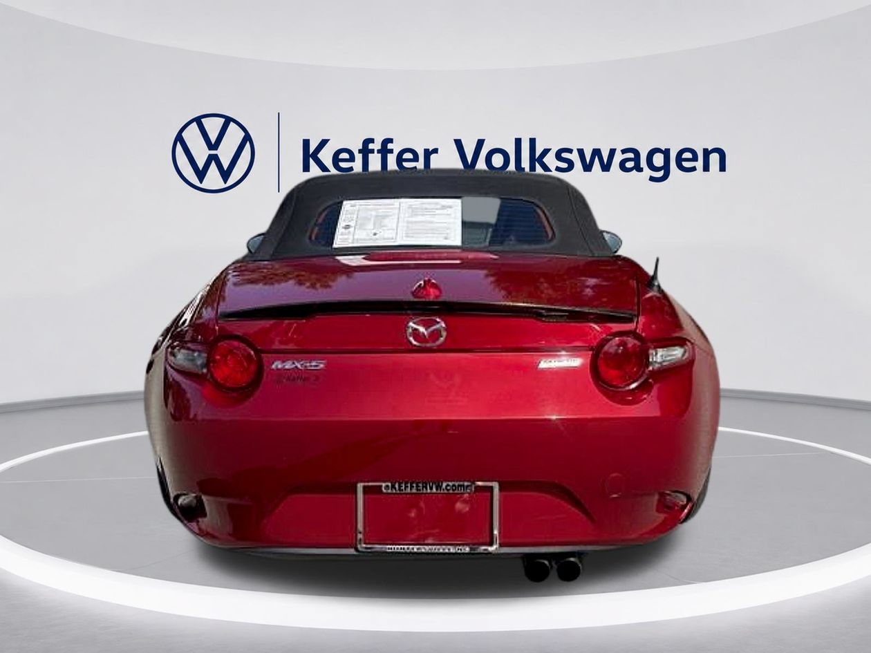 Used 2016 MAZDA MX-5 Miata Grand Touring RWD image 4