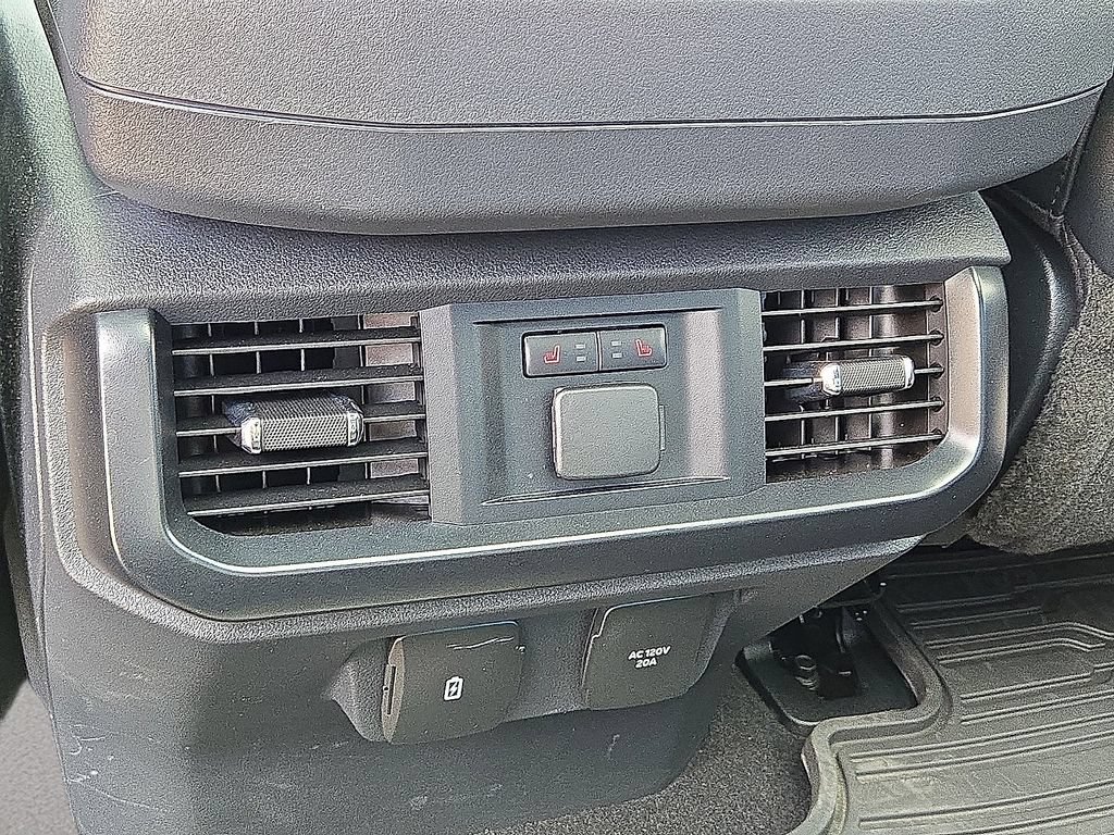 Used 2023 Ford F150 Raptor w/ Raptor Carbon Fiber Package AWD/4WD image 16