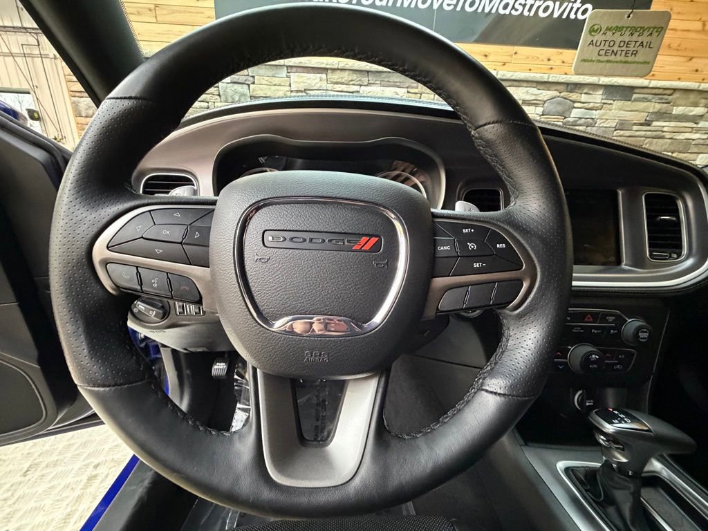 Used 2019 Dodge Charger SXT w/ Plus Group image 17