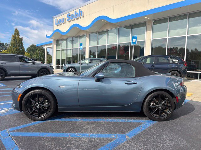 Used 2016 MAZDA MX-5 Miata Grand Touring RWD image 9