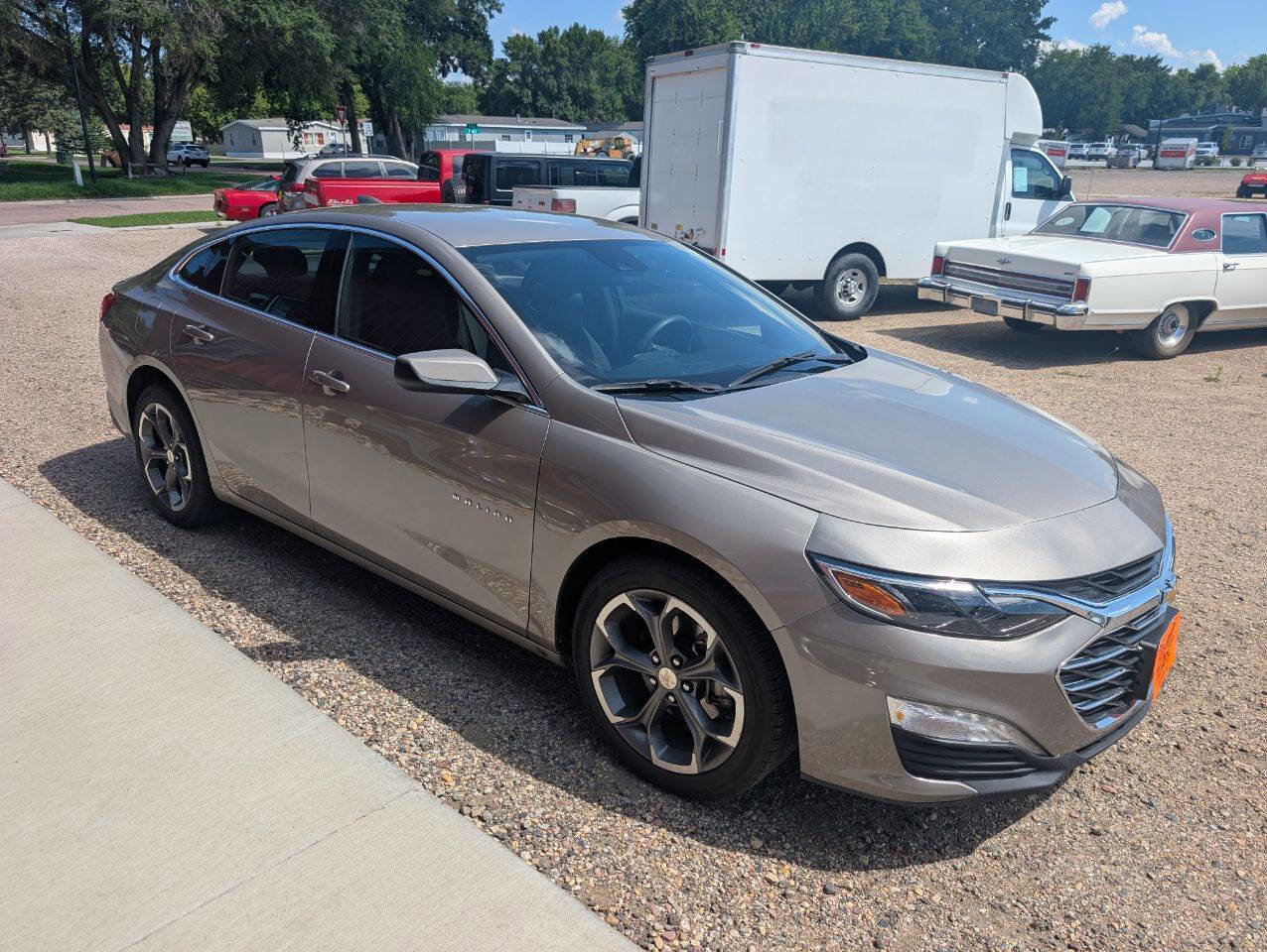 Used 2023 Chevrolet Malibu LT w/ Driver Confidence Package image 4