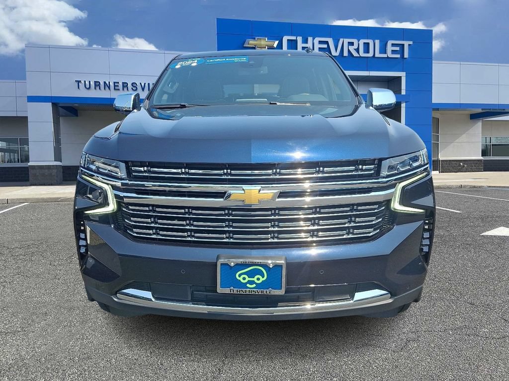 Certified 2024 Chevrolet Suburban Premier AWD/4WD image 2