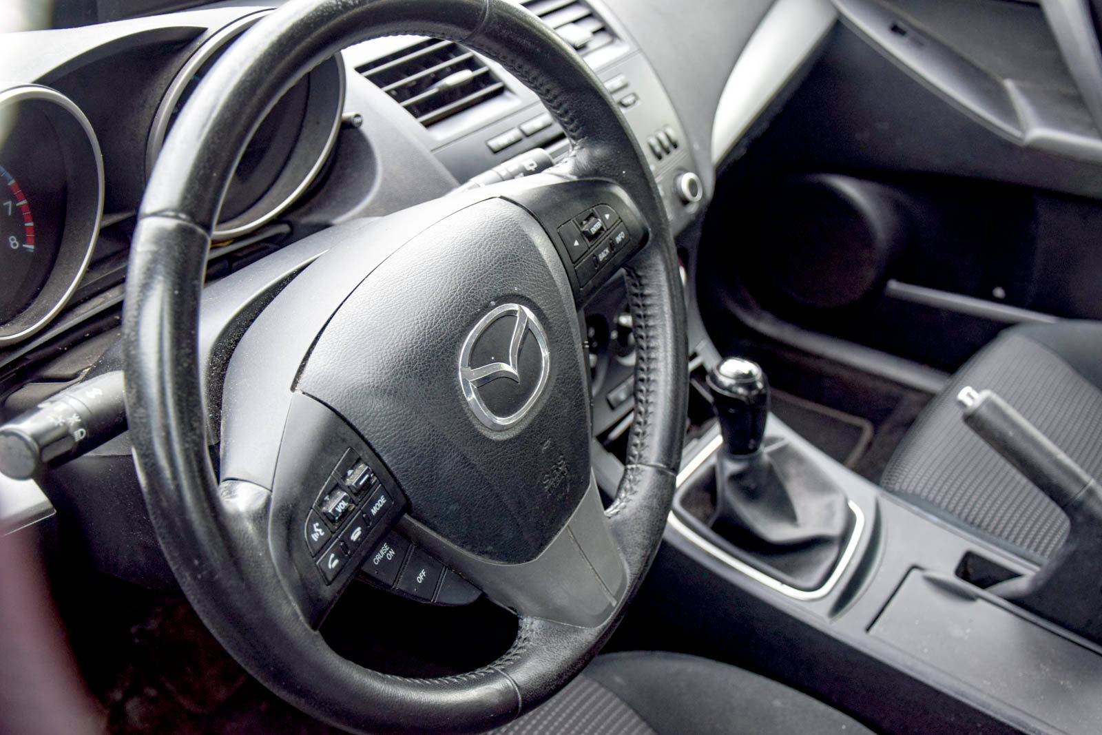 Used 2012 MAZDA MAZDA3 i Touring FWD image 22