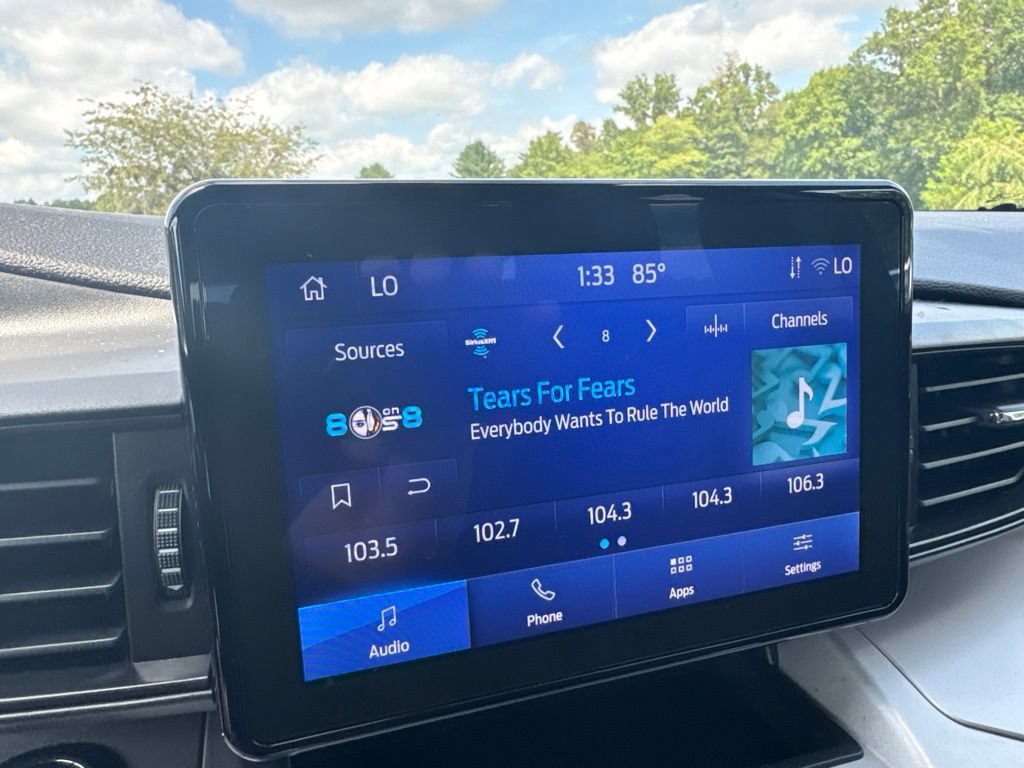 Used 2023 Ford Explorer XLT AWD/4WD image 17