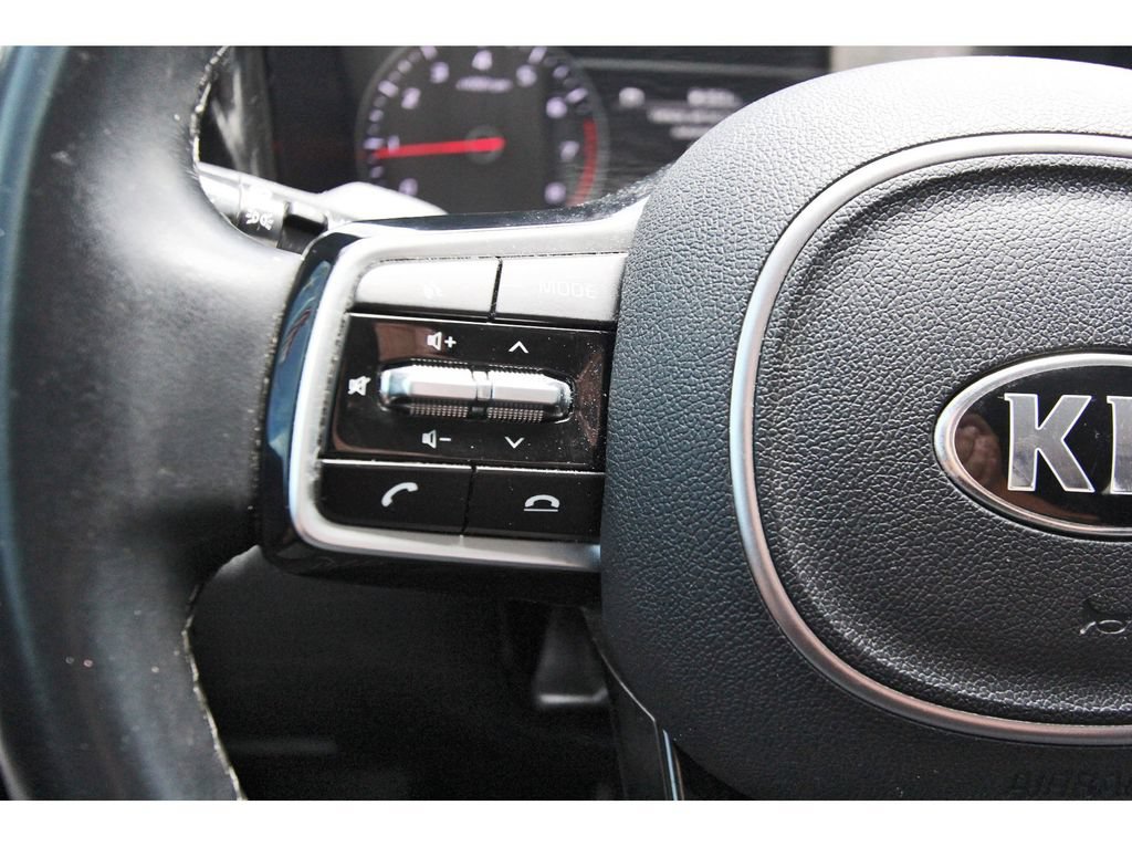 Used 2021 Kia Sorento EX w/ Panoramic Sunroof Package FWD image 13