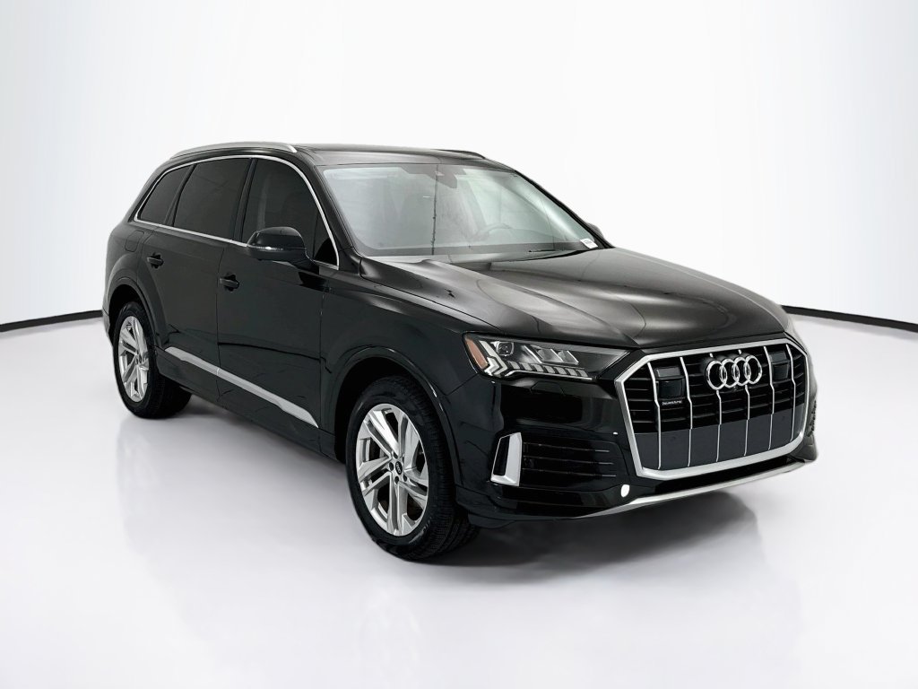 Used 2023 Audi Q7 3.0T Premium Plus w/ Premium Plus Package AWD/4WD image 3