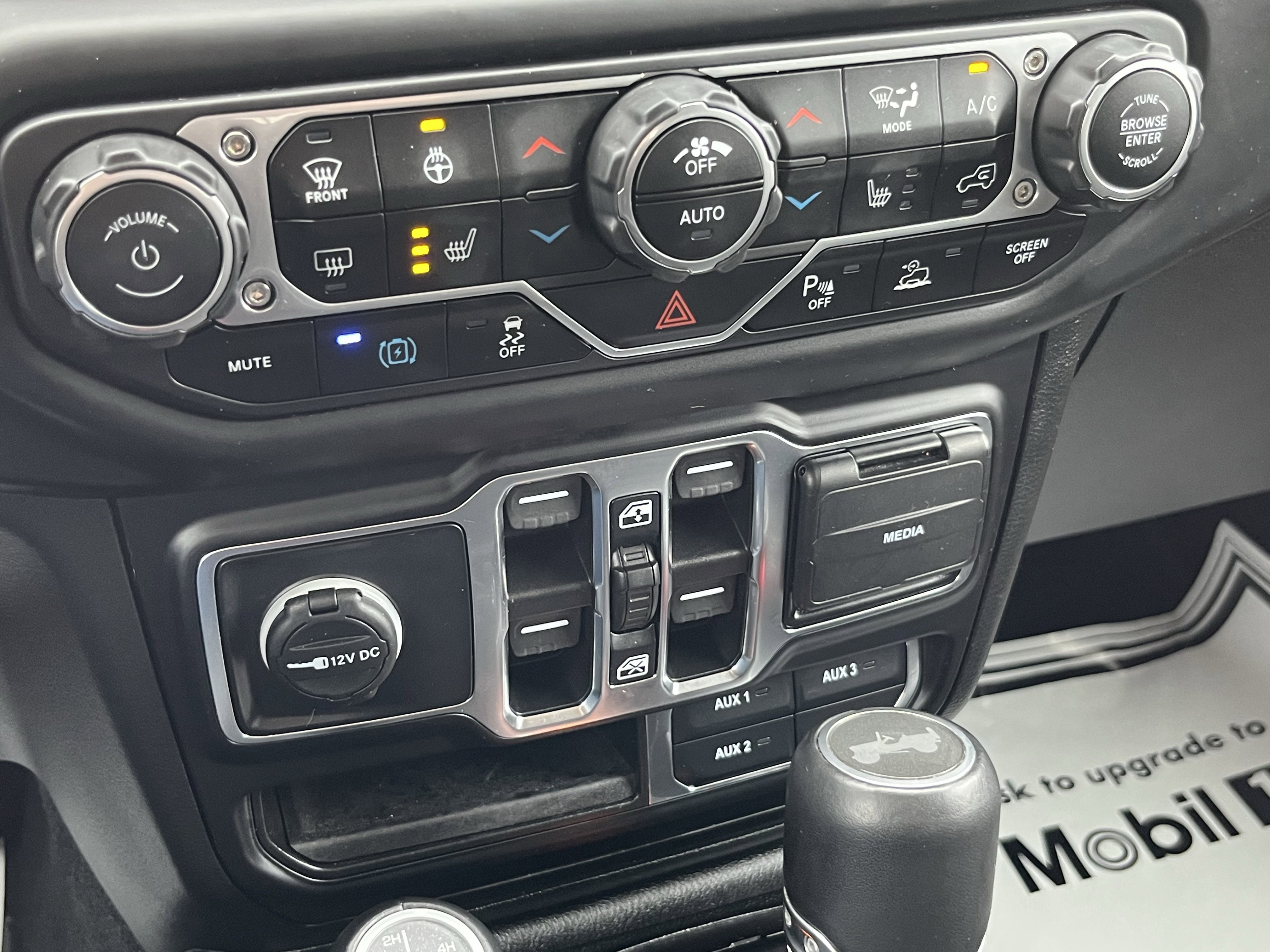 Used 2021 Jeep Wrangler Unlimited Sahara w/ Dual Top Group image 26