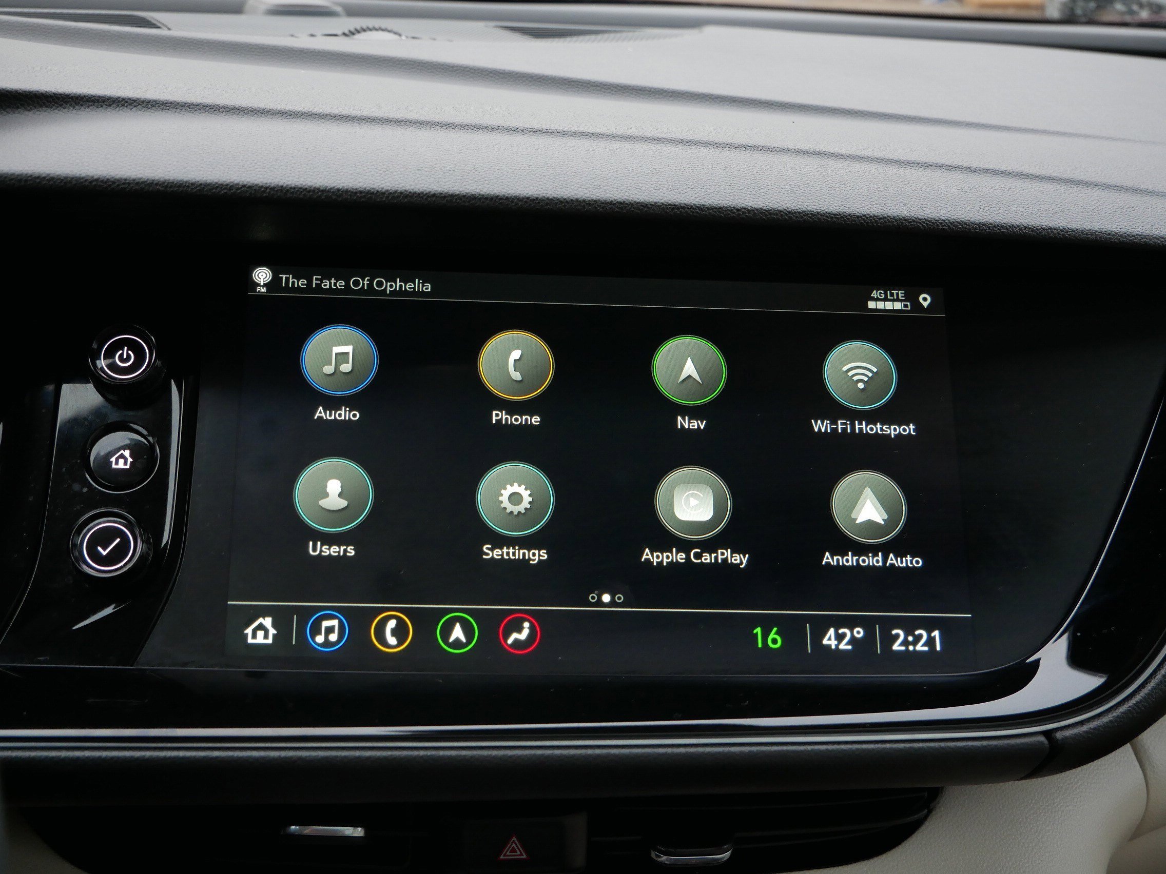 Used 2023 Buick Envision Avenir image 22