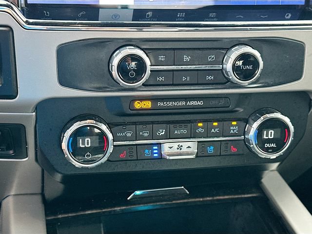 Used 2022 Ford F250 Lariat w/ Lariat Value Package AWD/4WD image 18