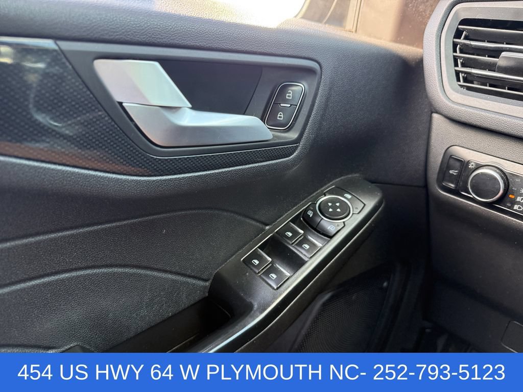 Certified 2023 Ford Escape ST-Line w/ Tech Pack #1 FWD image 19