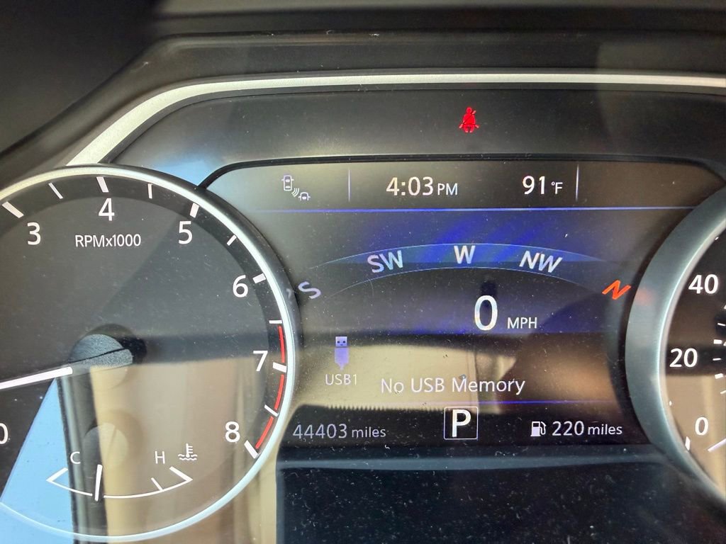 Used 2018 Nissan Murano Platinum w/ Cargo Package AWD/4WD image 32