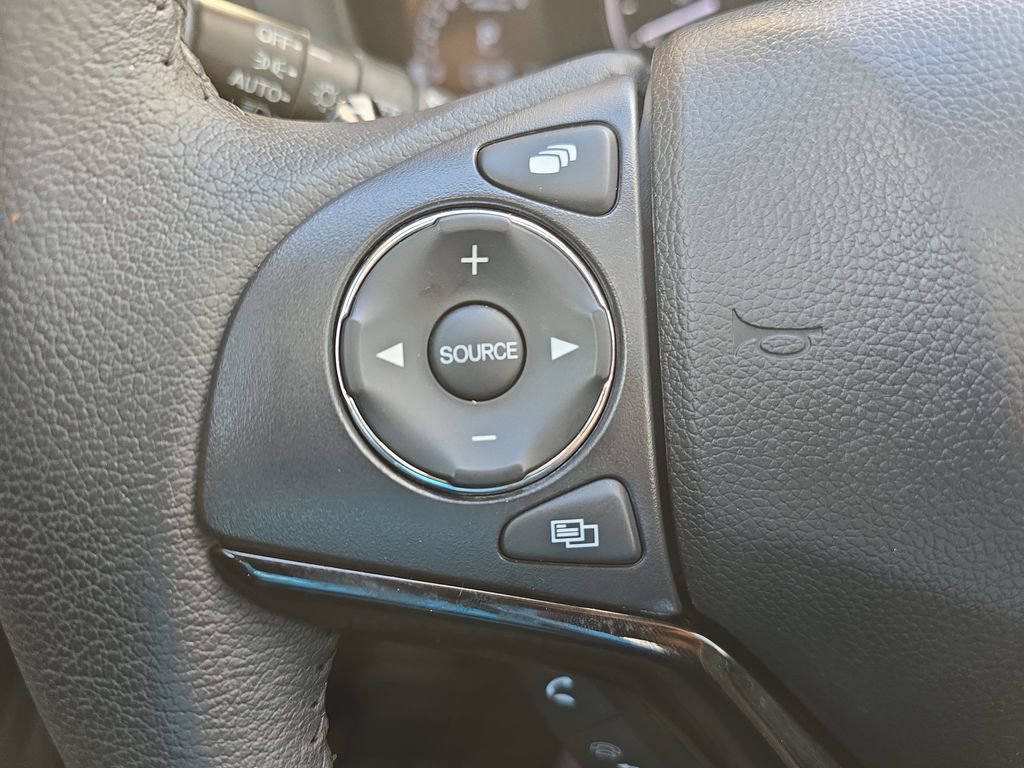 Used 2022 Honda HR-V EX-L image 16