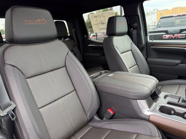 New 2026 Chevrolet Silverado 1500 High Country w/ Midnight Edition AWD/4WD image 19