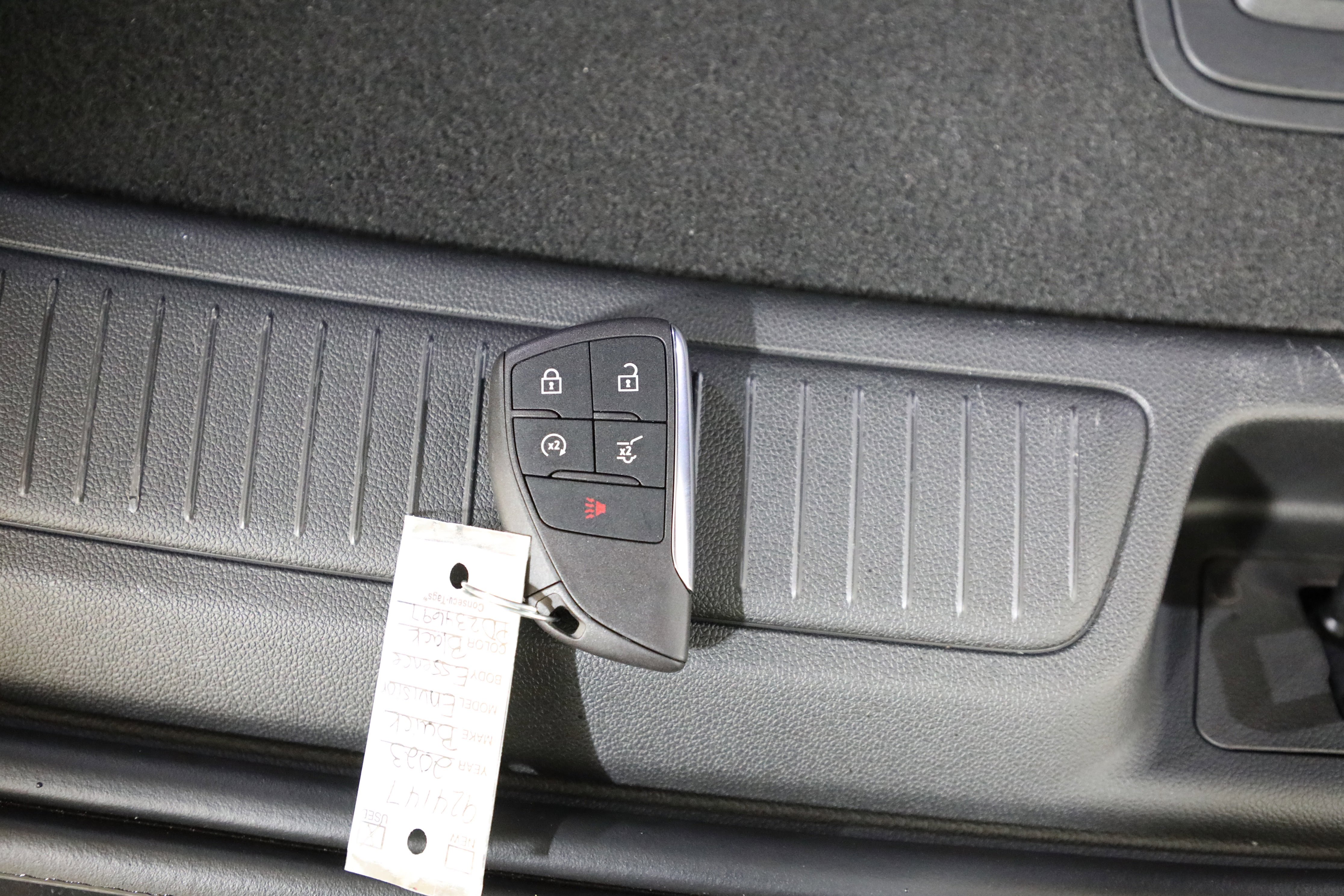 Used 2023 Buick Envision Essence w/ Technology Package I image 27