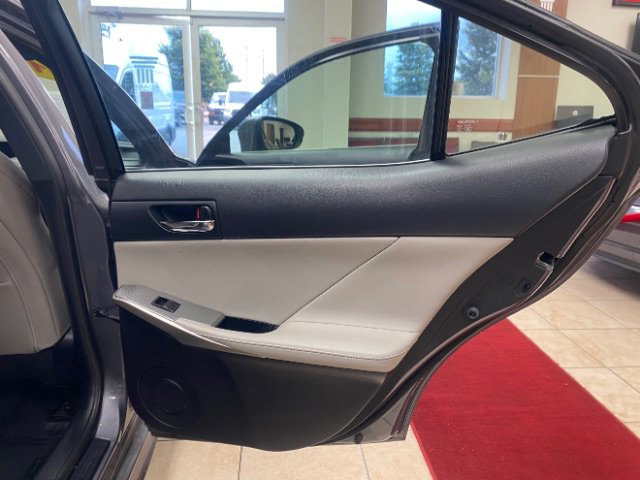 Used 2015 Lexus IS 250 AWD w/ F-Sport Package image 10
