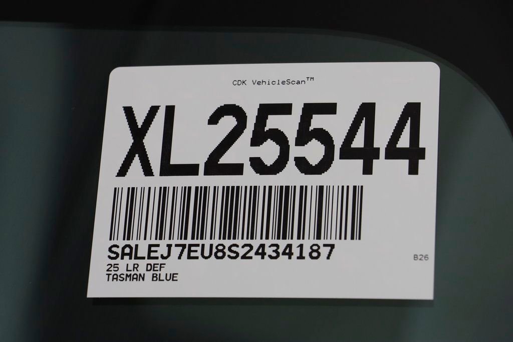 Used 2025 Land Rover Defender 110 S image 26