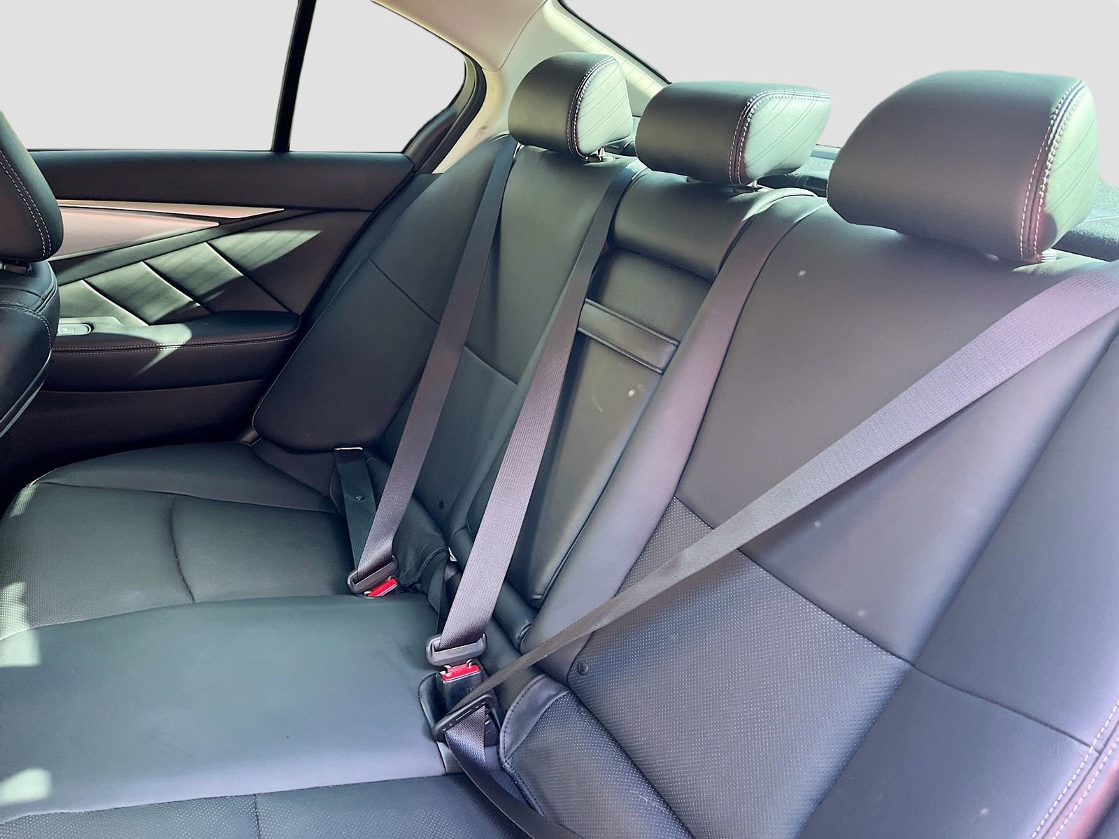 Used 2022 INFINITI Q50 Luxe w/ Cargo Package RWD image 25