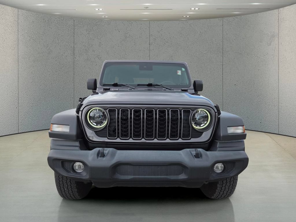 Used 2024 Jeep Wrangler Unlimited Sport AWD/4WD image 12
