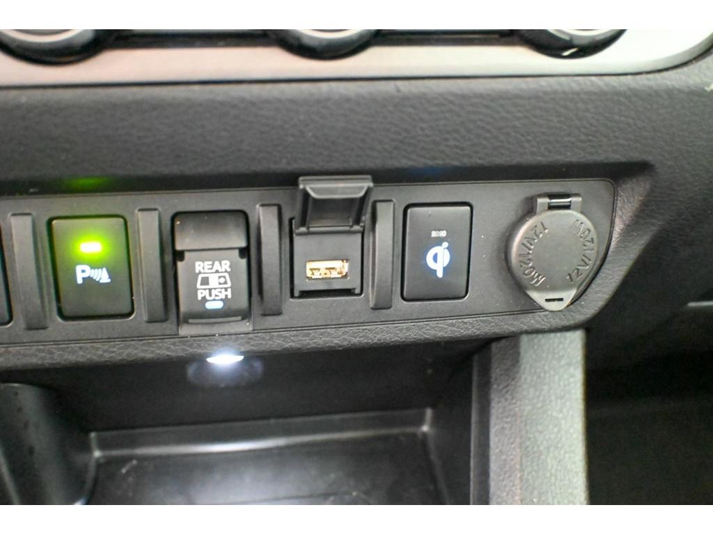 Used 2023 Toyota Tacoma TRD Off-Road image 44