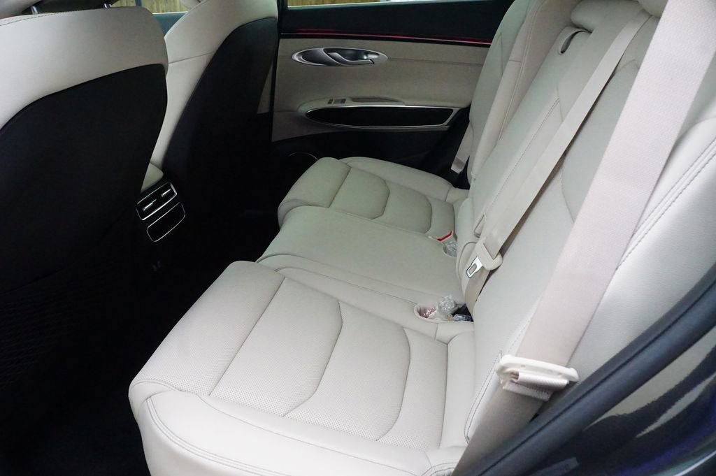 New 2026 Genesis GV70 2.5T image 18