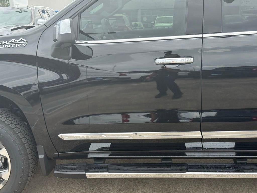 New 2026 Chevrolet Silverado 1500 High Country w/ Technology Package image 18