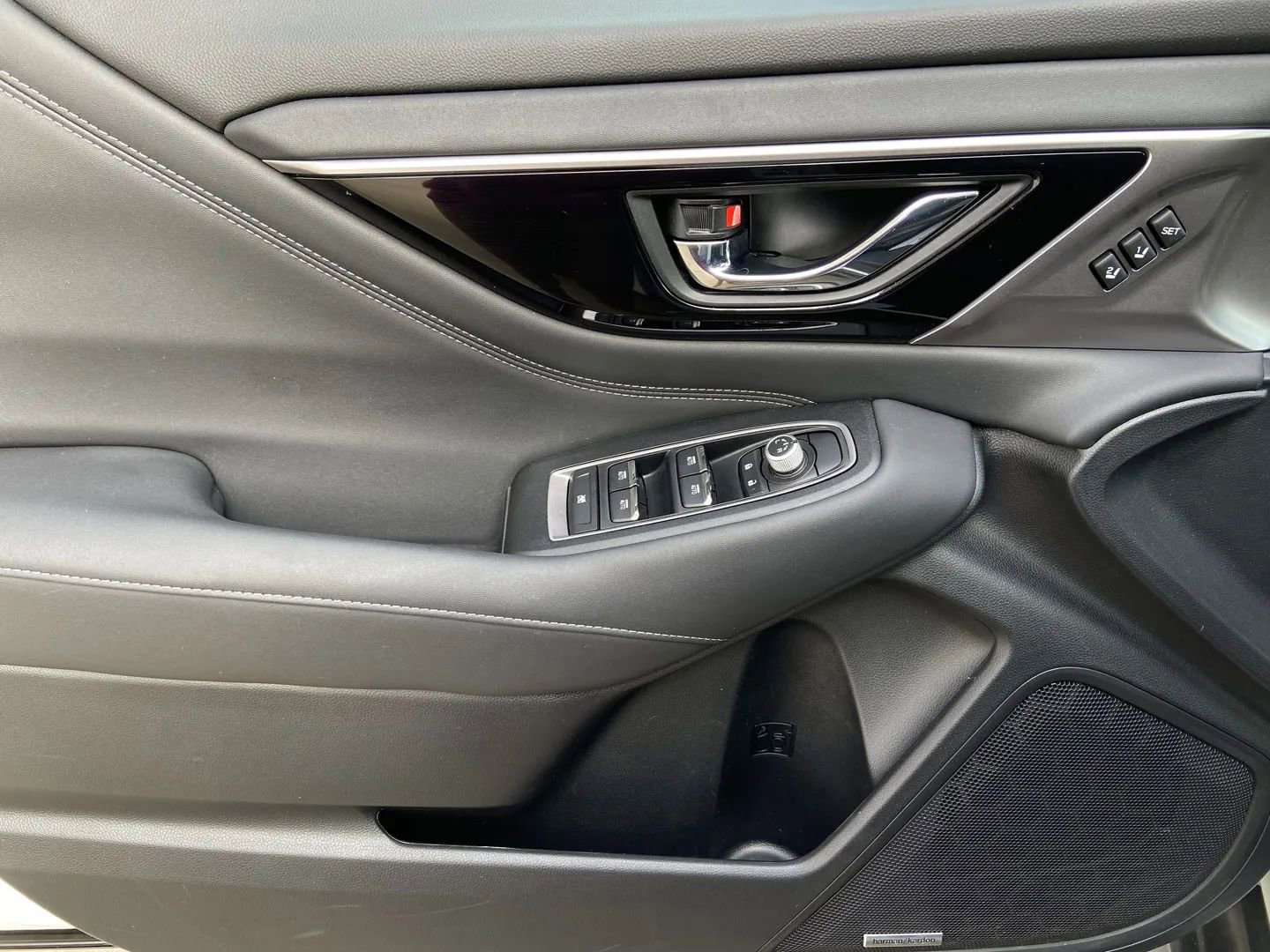 Used 2023 Subaru Outback Limited image 10