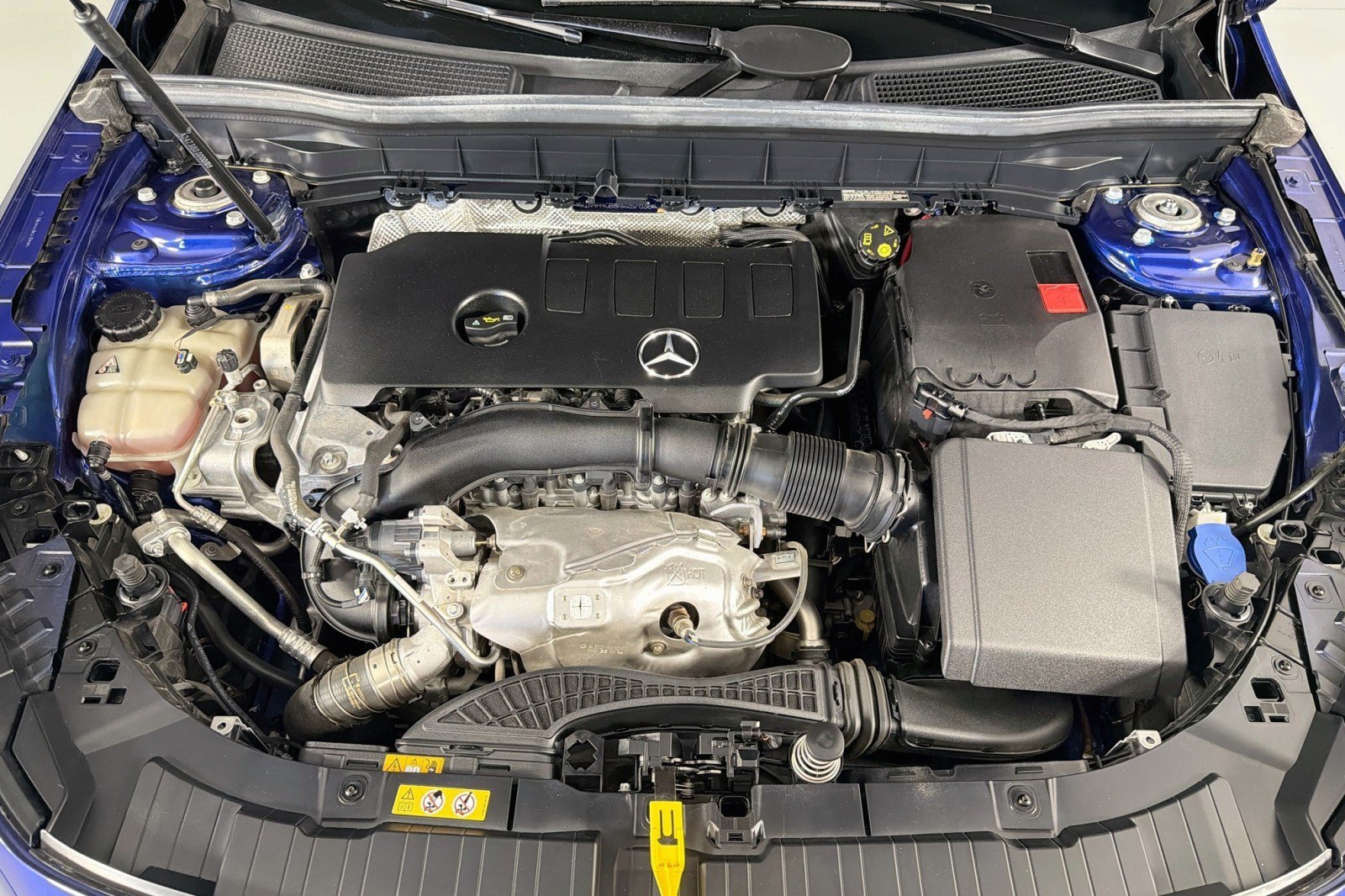 Used 2022 Mercedes-Benz GLB 250 image 10