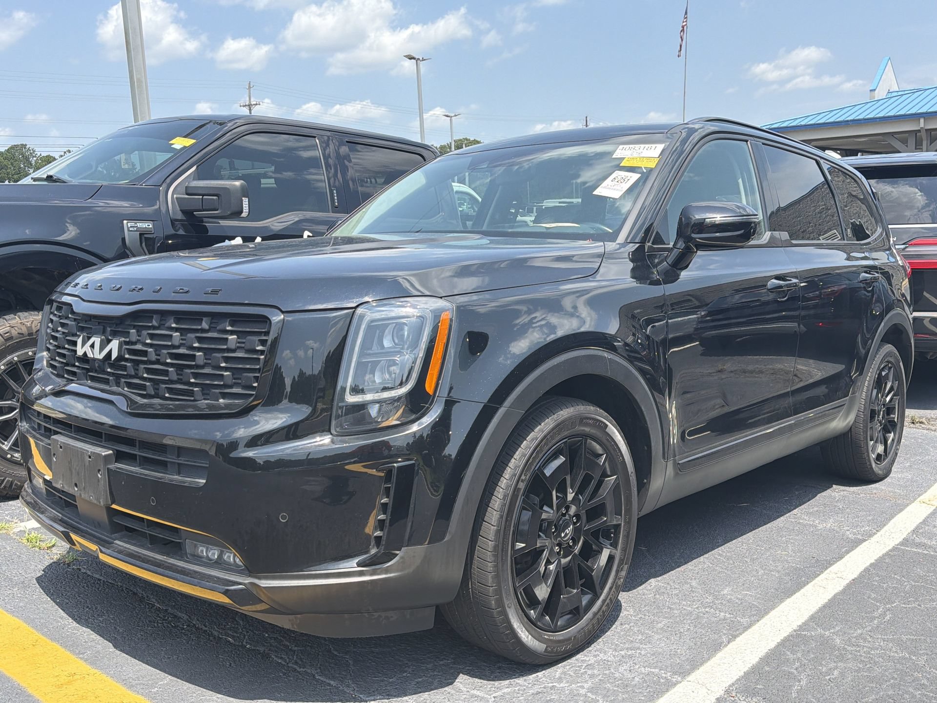 Used 2022 Kia Telluride SX w/ SX Prestige Package AWD/4WD image 1