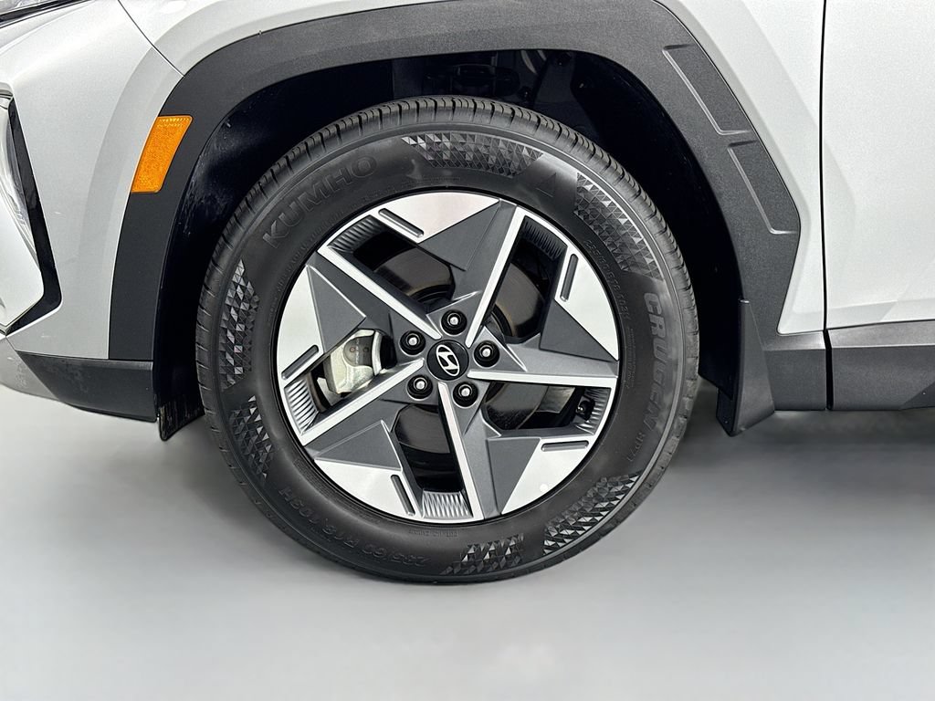 Used 2025 Hyundai Tucson SEL FWD image 33