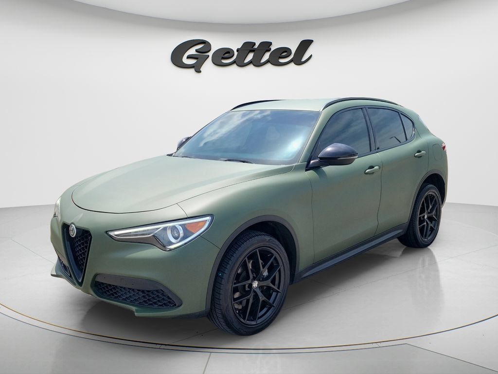 Used 2021 Alfa Romeo Stelvio Sprint w/ Nero Edizione