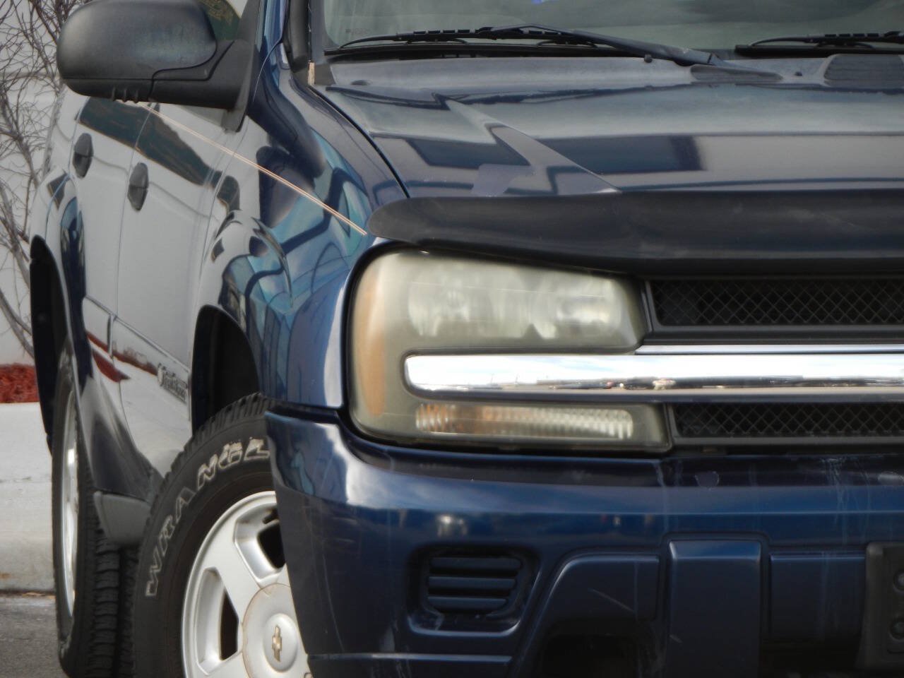 Used 2002 Chevrolet TrailBlazer LS w/ Preferred Equipment Group RWD image 3
