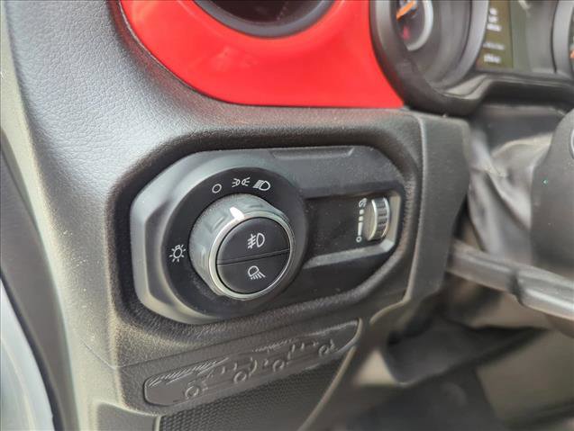 Used 2025 Jeep Gladiator Sport image 19