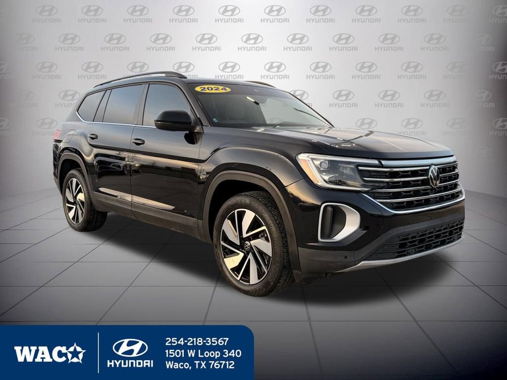 Used 2024 Volkswagen Atlas SE image 3