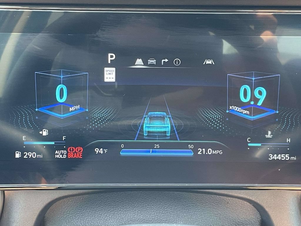 Certified 2025 Hyundai Elantra SEL FWD image 25
